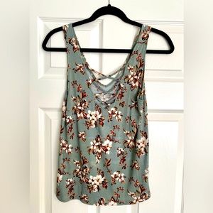 American Eagle floral tank, size S